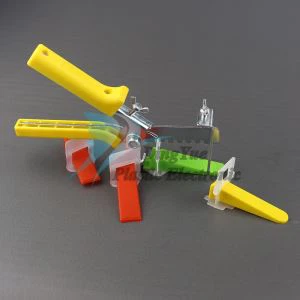 Isetasanduvad põrandaplaadid